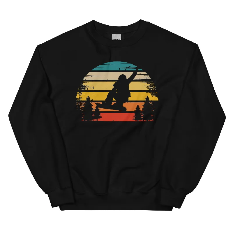 Retro Sonne und Snowboarding - Sweatshirt (Unisex) Hoodie with Distressed Vintage Worn