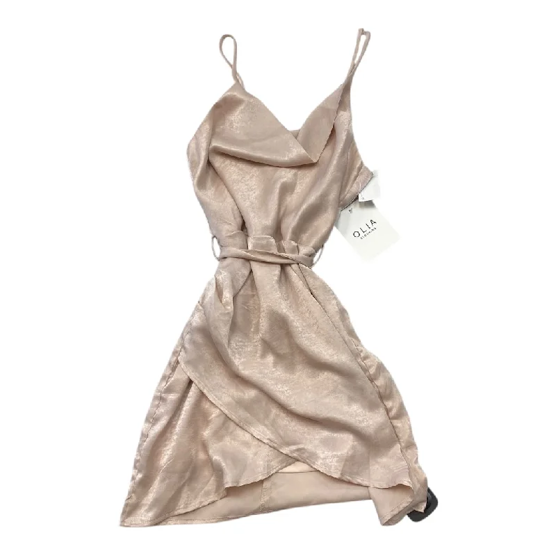Dress Casual Short By Cmc In Peach, Size: Xs