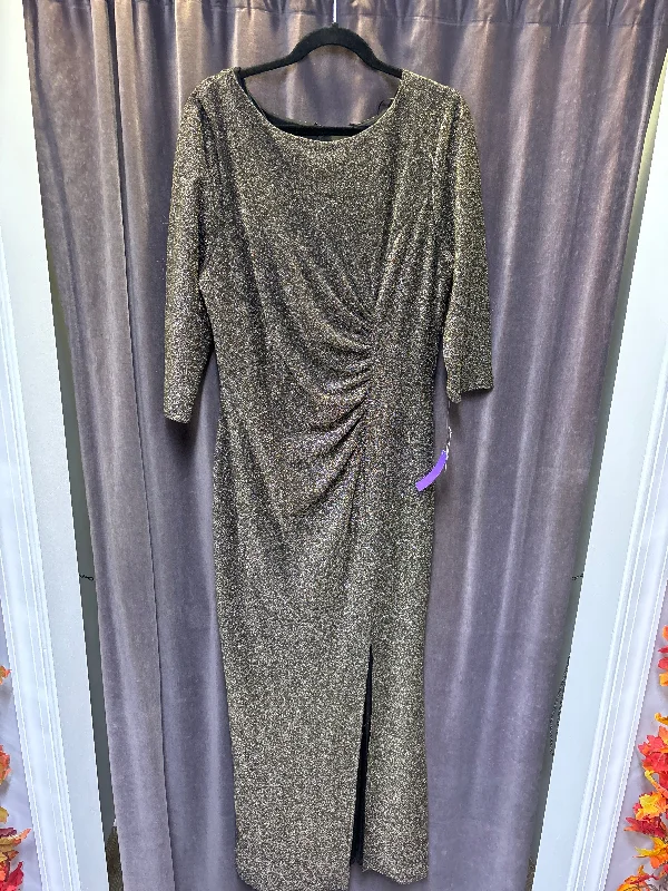 SLNY Sparkles Evening Dress - Size 18