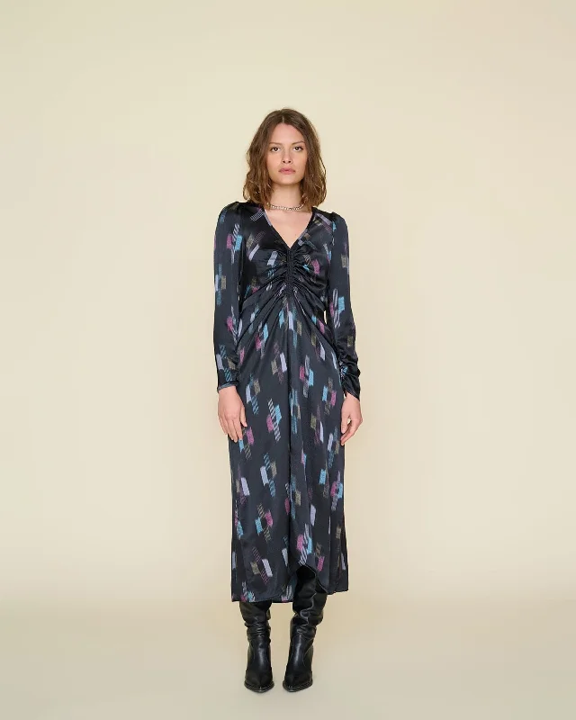 Xirena Odessa Dress in Black Ikat