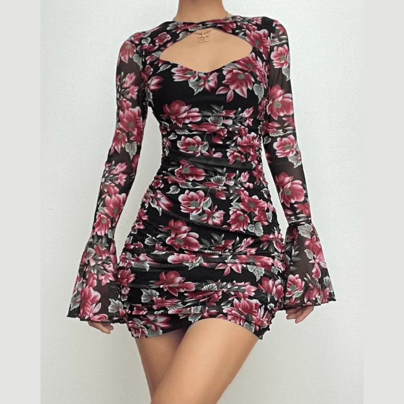 Flower print contrast hollow out long flared sleeve cut out mini dress Fashionable Button-Front Mini Dress Flower print contrast hollow out long flared sleeve cut out mini dress Fashionable Button-Front Mini Dress