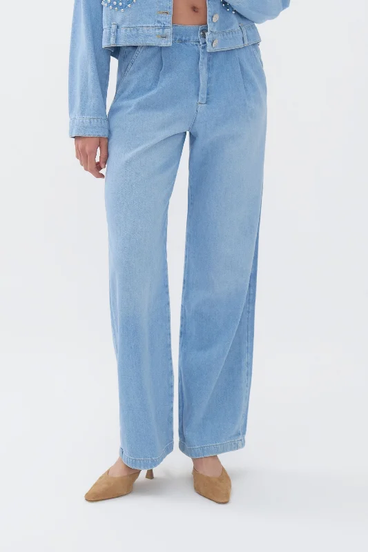 Pleated Wide Leg Jeans Fashionable Frayed Hem Denim